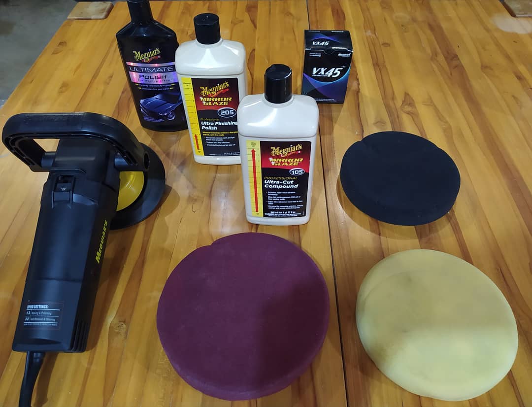 Produtos e equipamentos profissionais de polimento usados pela SP Car Clean